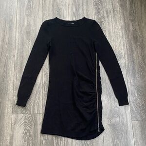 Aqua - Black Long Sleeve Bodycon Sweater Dress with Side Zipper Detail - Size M